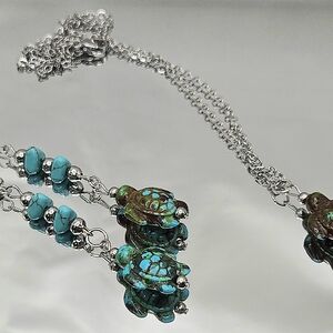 Turquoise Turtle Pendant Necklace